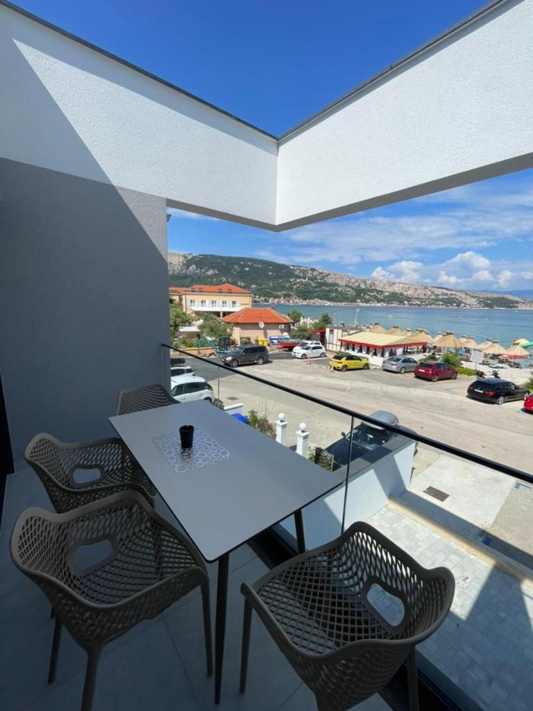 Villa San Sebastian-Direct Sea View Baška Exteriör bild